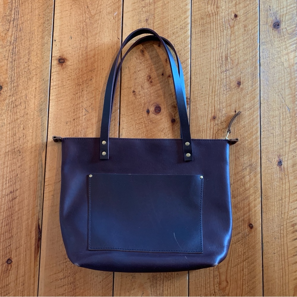 Portland Leather Shoulder Tote Zip Bag
